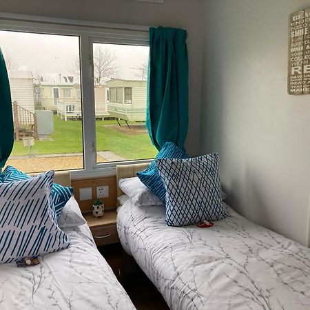 Pet Friendly Holiday Home On Golden Palm Skegness Zewnętrze zdjęcie
